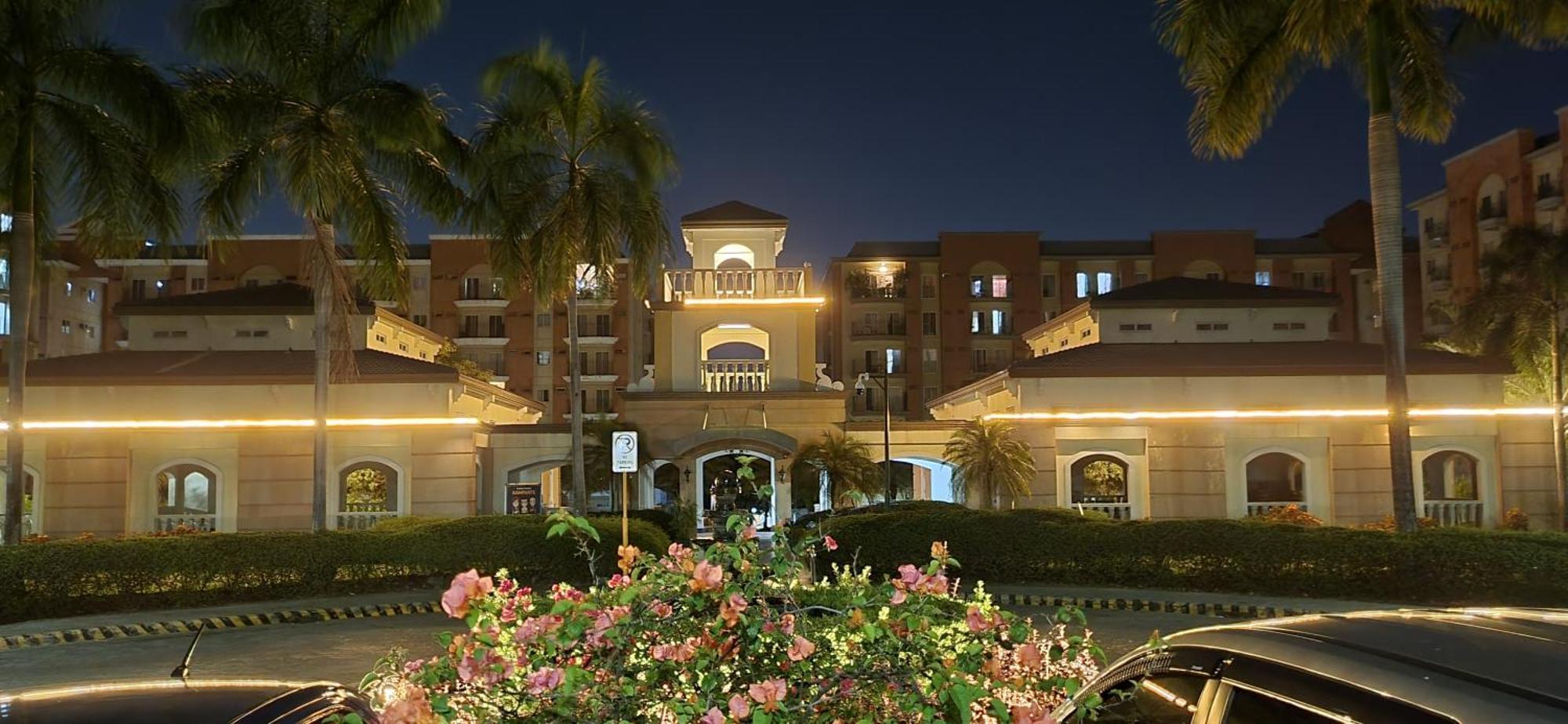 Cozy 2Br Staycation With Balcony Chateau Elysee For 4-6 Pax Paranaque City Exterior foto